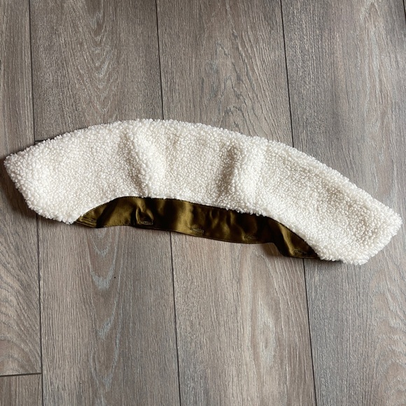 NWT J Crew x Primaloft Quilted Cocoon Jacket heavy satin with removable collar - Picture 11 of 12